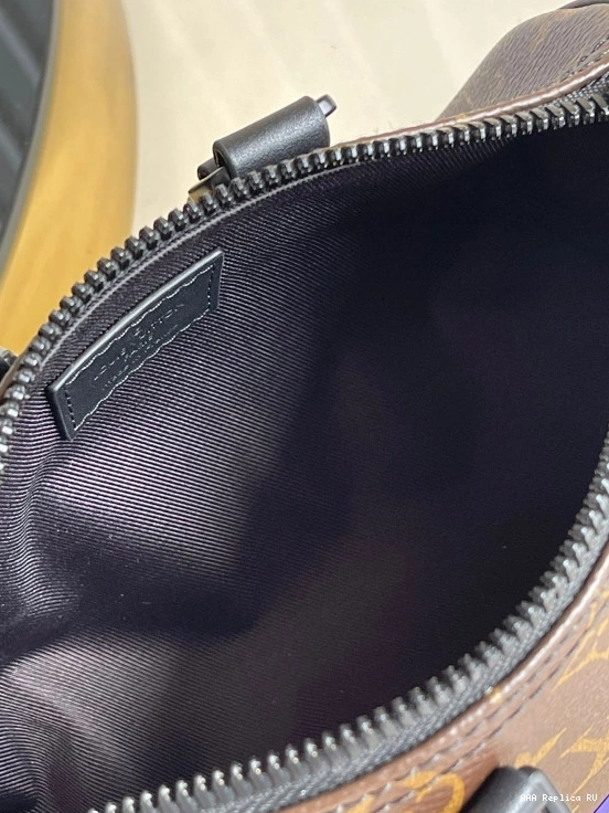 Aaa replica ru LOUIS KEEPALL VUITTON XS 0710
